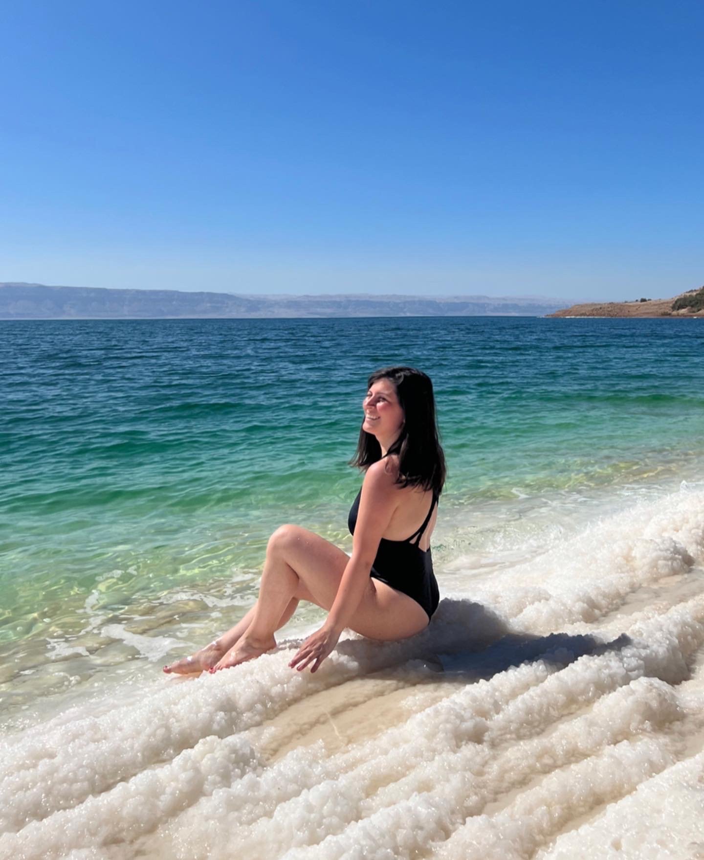 Scopri di più sull'articolo MAR MORTO: COSE DA SAPERE SUL LAGO PIÙ SALATO DEL MONDO