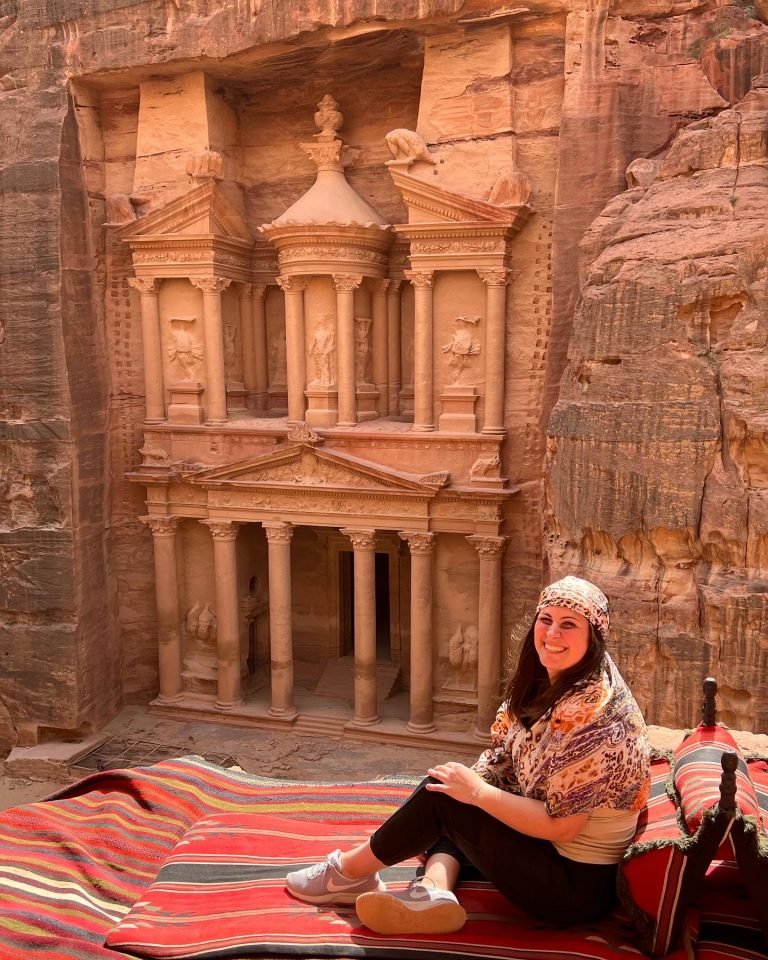 Scopri di più sull'articolo <strong>PETRA: CONSIGLI UTILI PER VISITARE UNA DELLE 7 MERAVIGLIE DEL MONDO</strong>