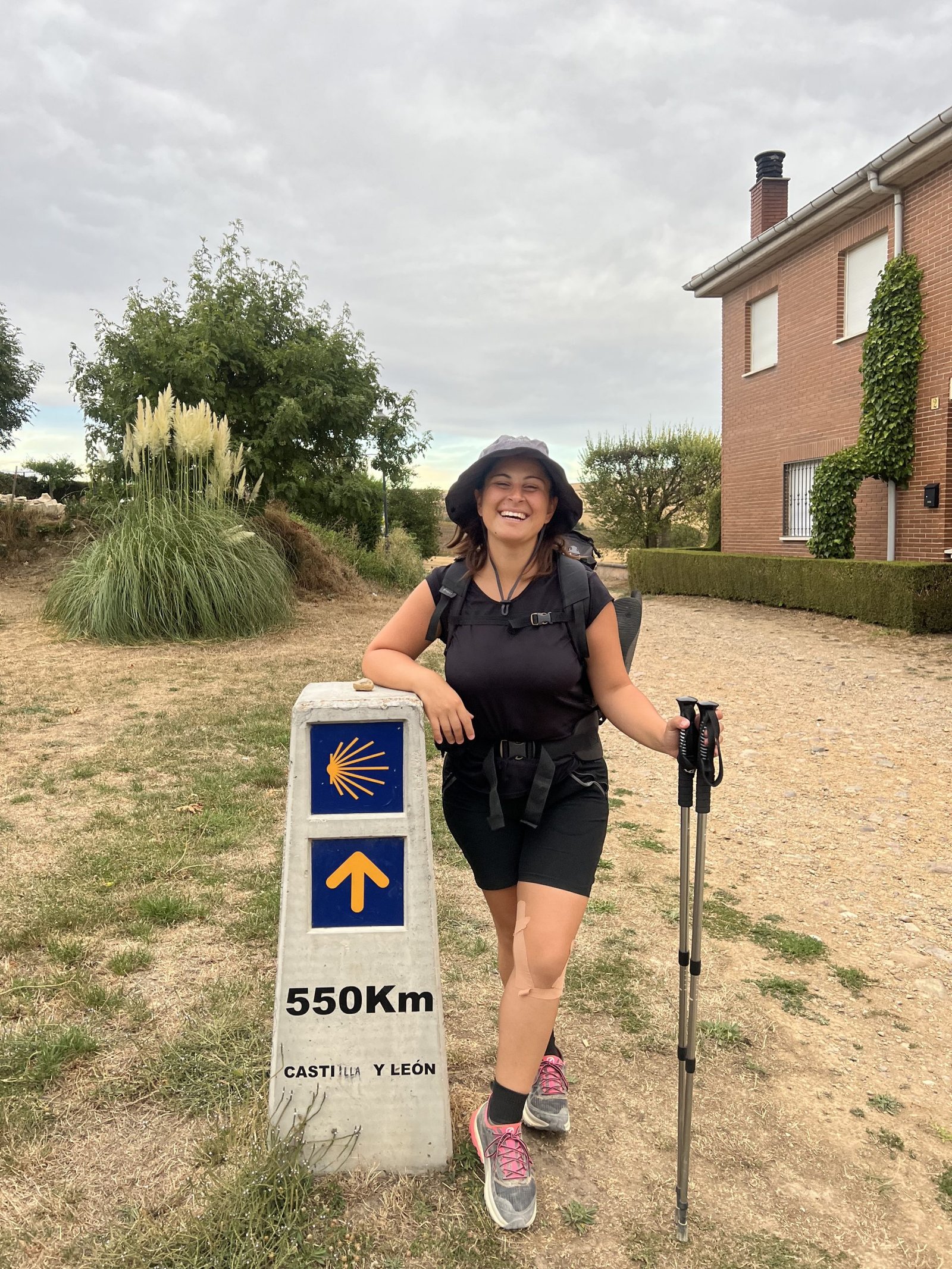 Scopri di più sull'articolo <strong>10 COSE DA SAPERE PRIMA DI PARTIRE PER IL CAMMINO FRANCESE&nbsp;</strong>