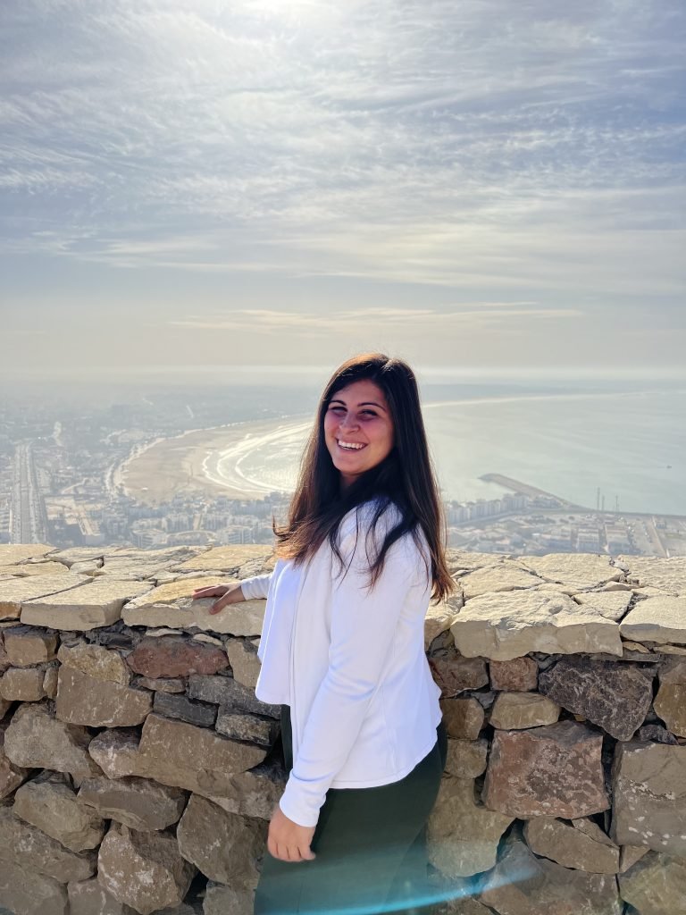 Scopri di più sull'articolo <strong>AGADIR: UNA DELLE BAIE PIÙ BELLE DEL MAROCCO E DEL MONDO</strong>