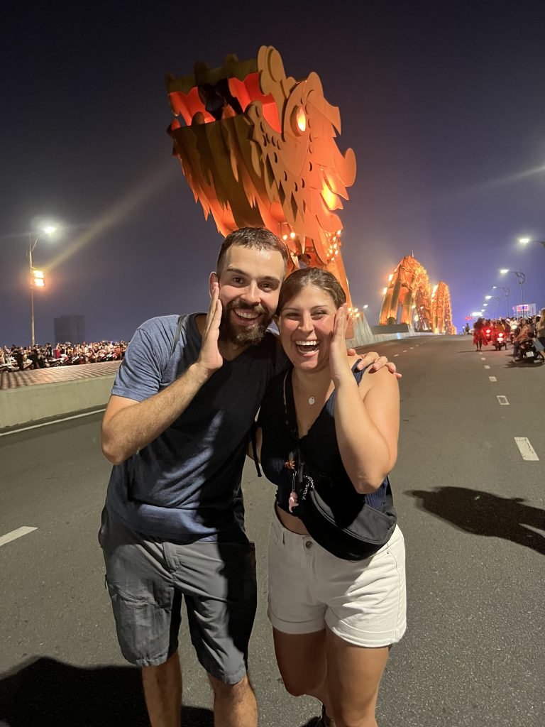 Scopri di più sull'articolo IL DRAGON BRIDGE DI DA NANG: INFO E ORARI