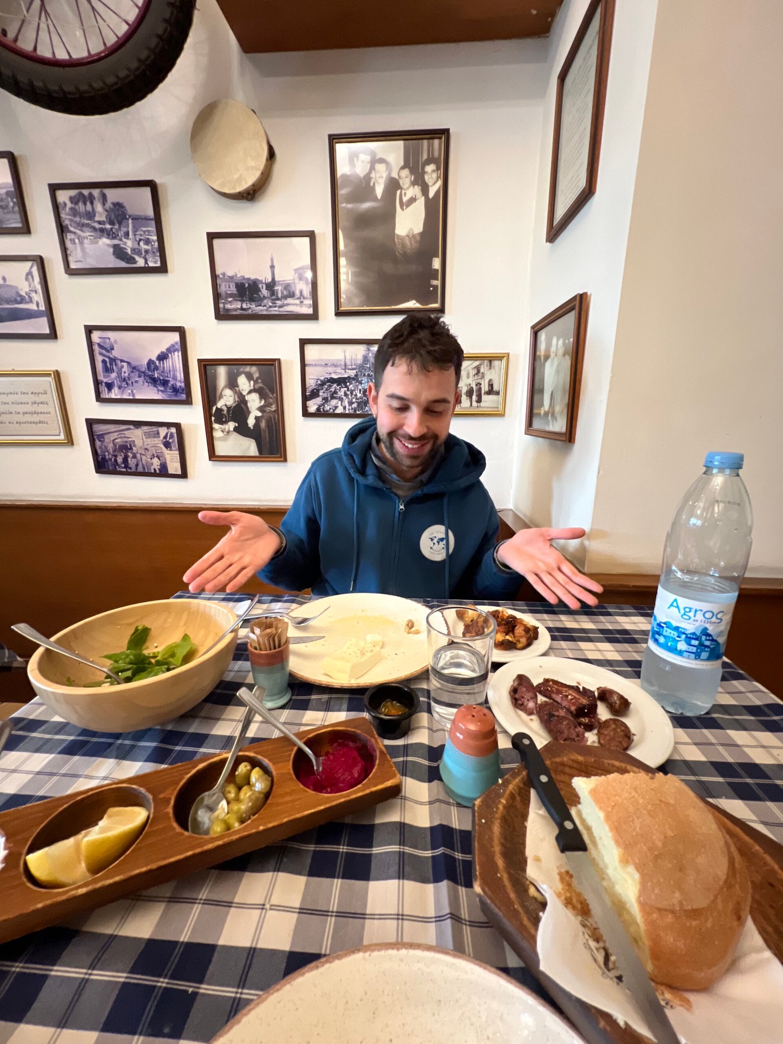 Scopri di più sull'articolo CIPRO: I PIATTI E LE TRADIZIONI DA PROVARE